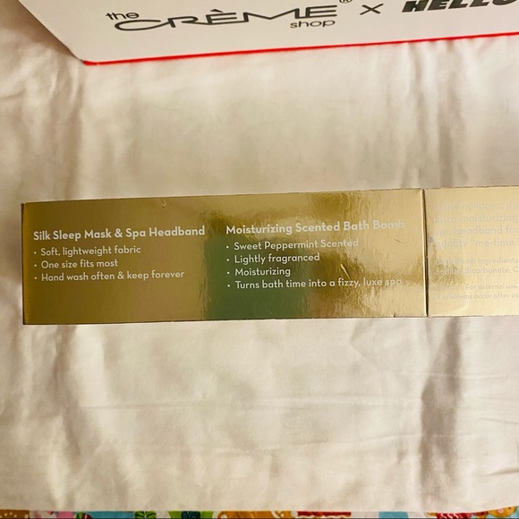 The Creme Shop Hello Kitty Sleep Mask Silk Bath Bomb Spa Headband! - Picture 11 of 15